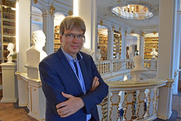 Reinhard Laube, Direktor der Herzogin Anna Amalia Bibliothek